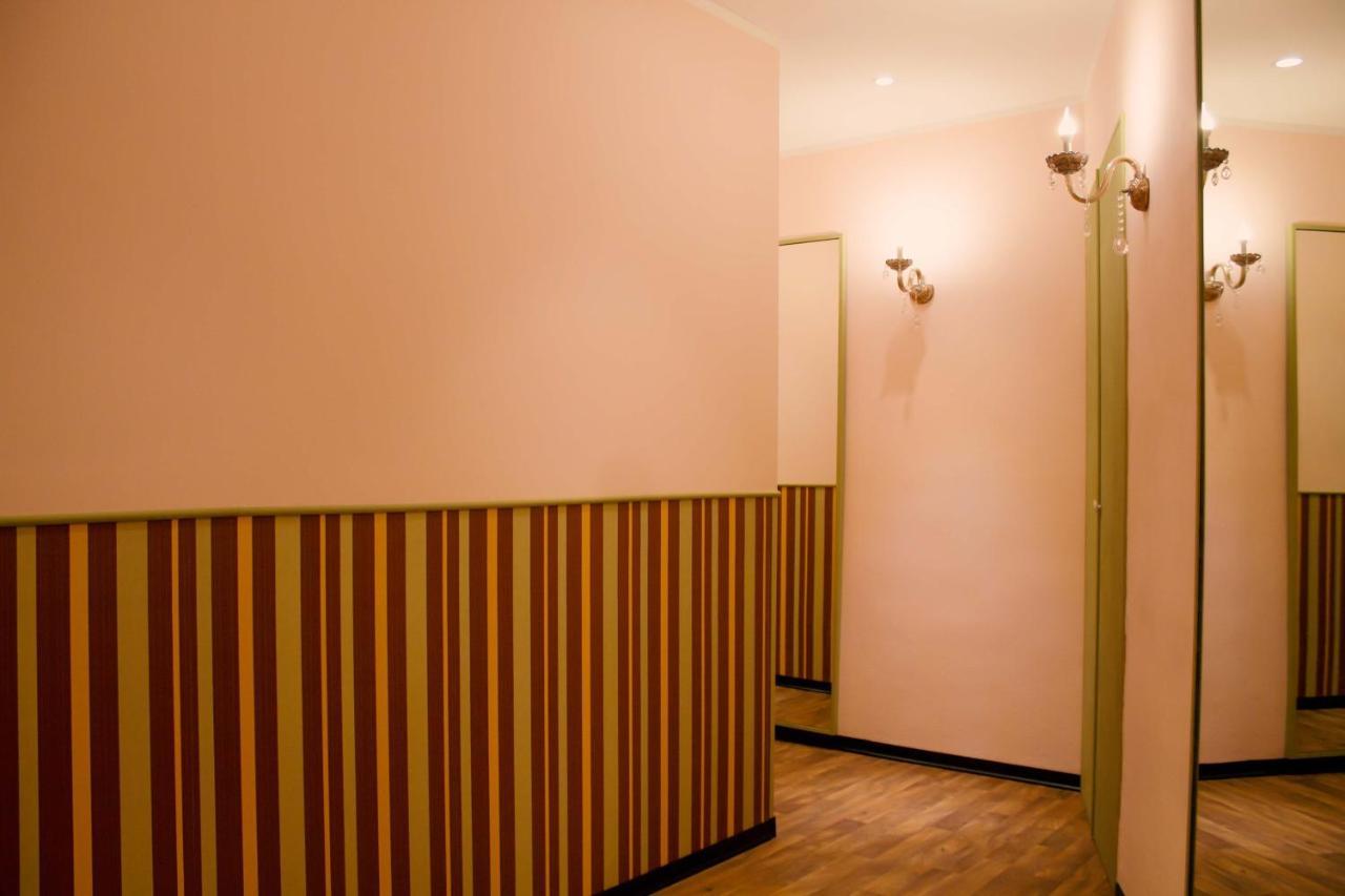Mercury Home Room&Breakfast Napoli Esterno foto
